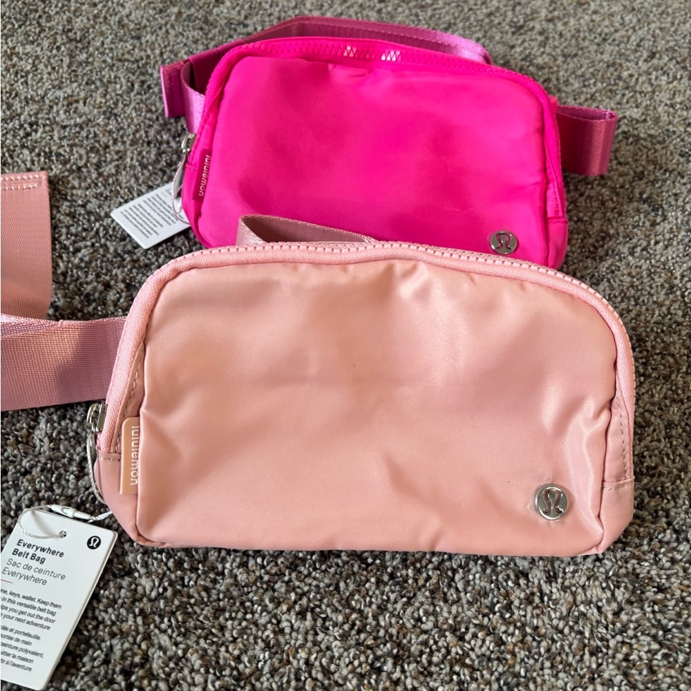 Valentine’s Day girly bundle set 2 lululemon everywhere belt bags hot pink pink - Picture 2 of 3